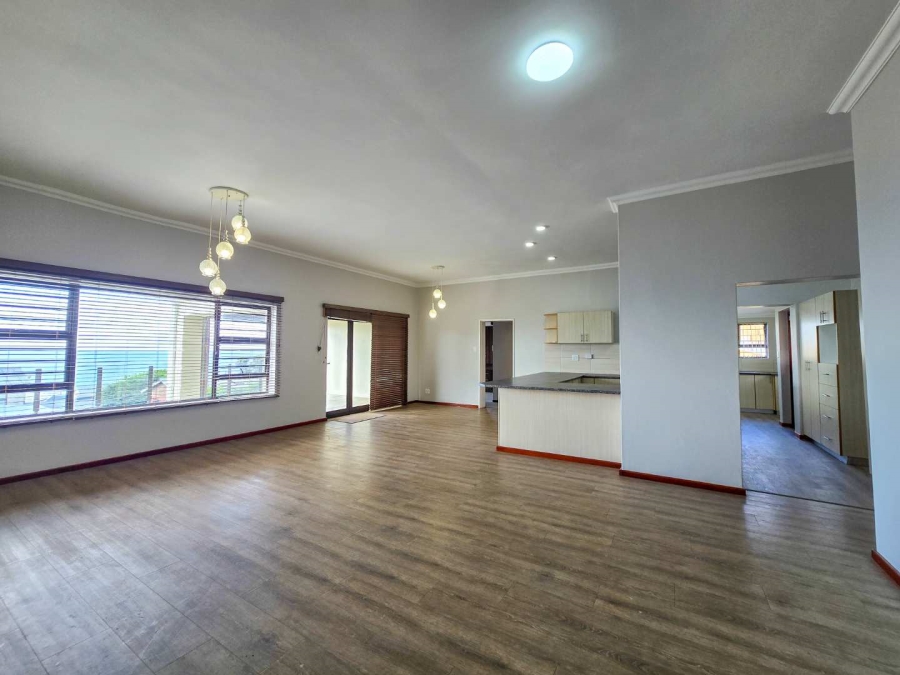 5 Bedroom Property for Sale in Jongensfontein Western Cape